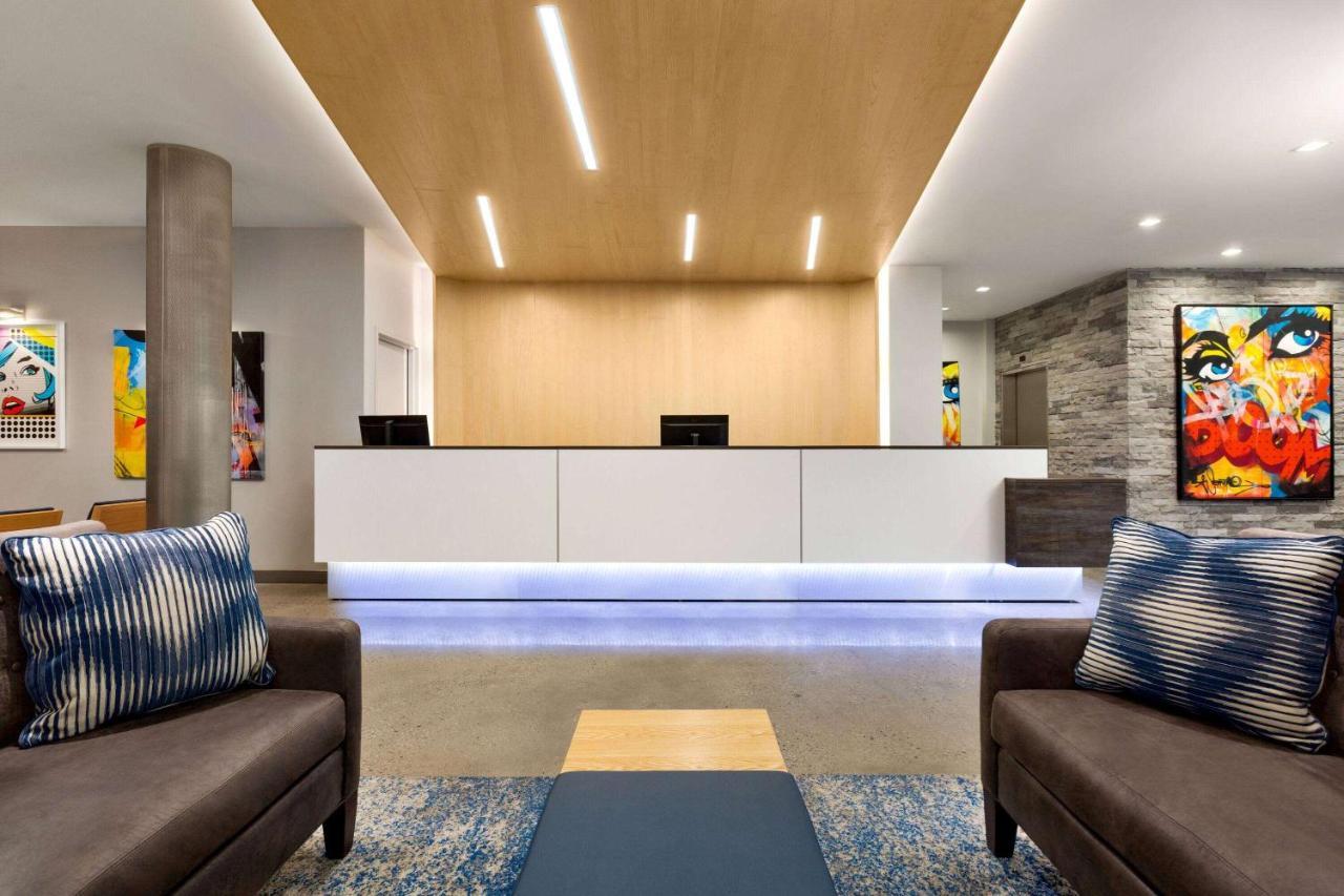 Wingate By Wyndham Bronx Haven Park Hotel New York Exterior photo